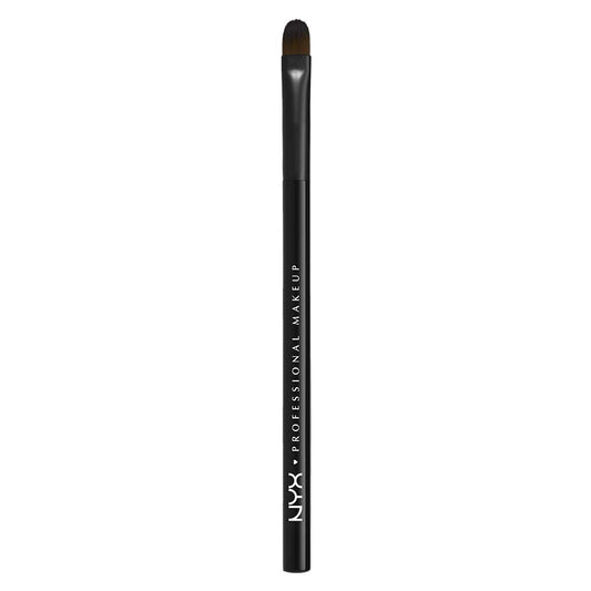 NYX PROFESSIONAL MAKEUP, Pro Flat Detail Brush, Pro makeup brush, Multipurpose eyeshadow flat shading brush