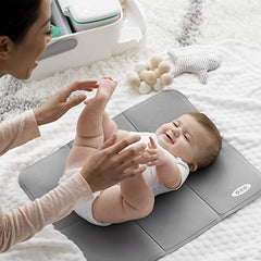 OXO Tot - Diaper Caddy with Changing Mat - Portable for Baby Diaper Changing Anytime, Anywhere - Gray